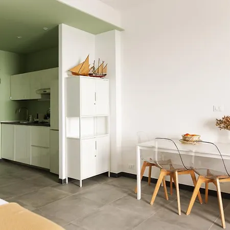 Ca De Ma ω Sea Front Apartment